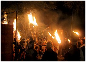 鞍馬の火祭り(10月22日)